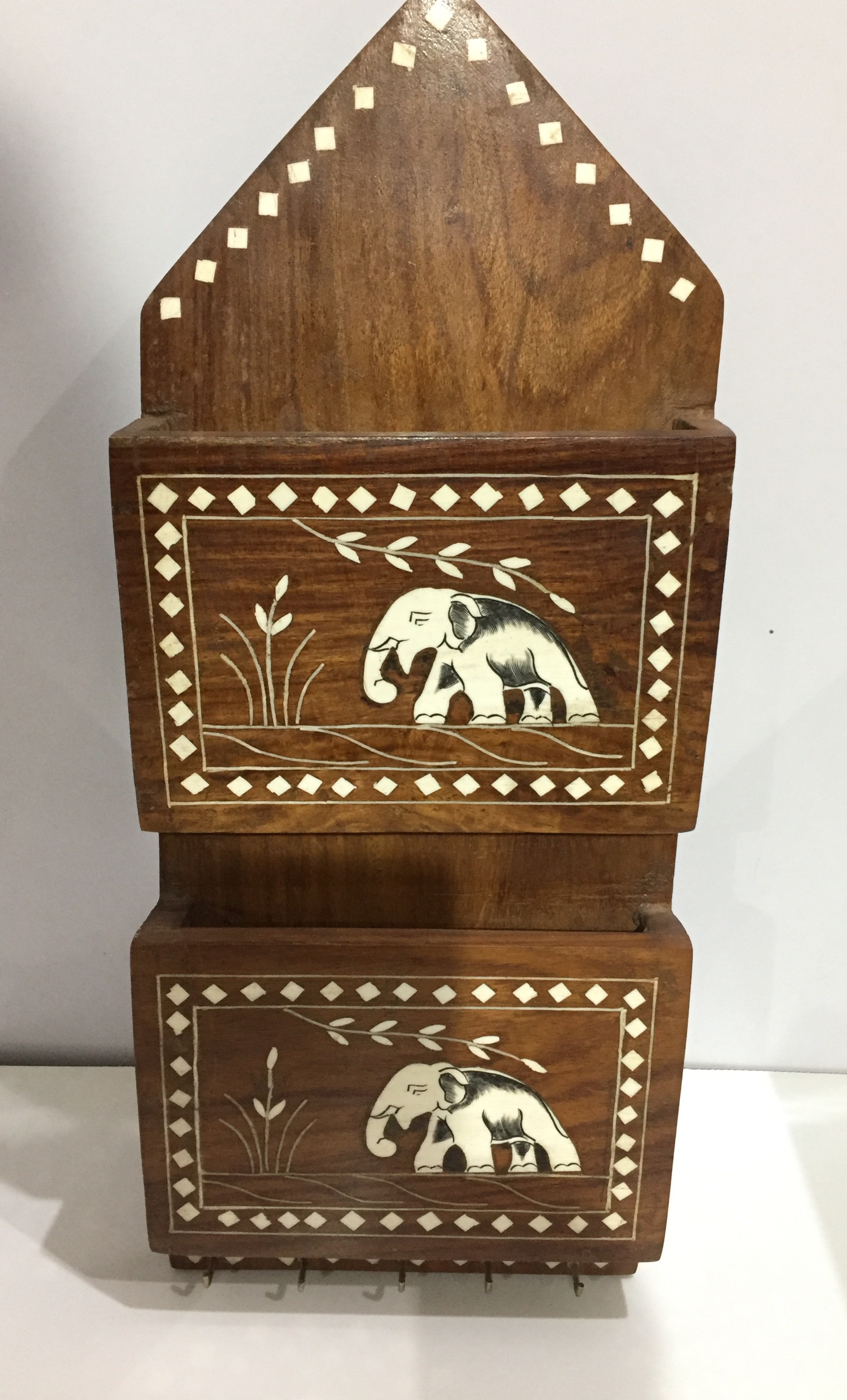 natural and artistic